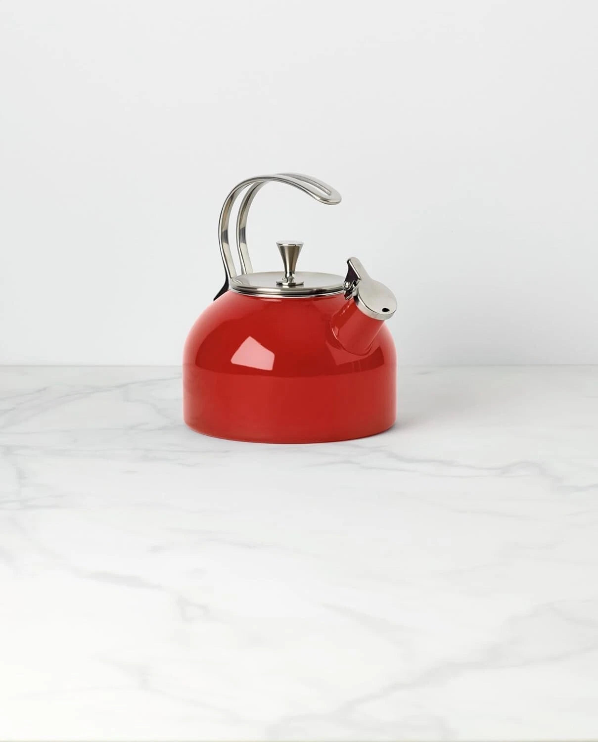 Kate Spade's 2.5 Quart Bright Red Enamel Tea Kettle - Fashion Meets Function