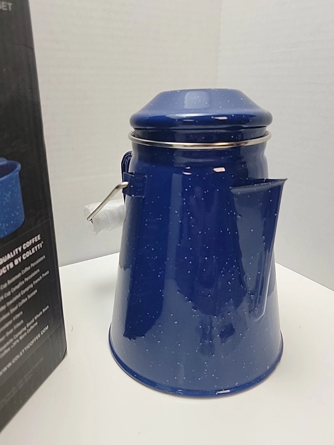 COLETTI Classic Camping Coffee Pot & Enamel Mug Set  Percolator Blue Glass Broke