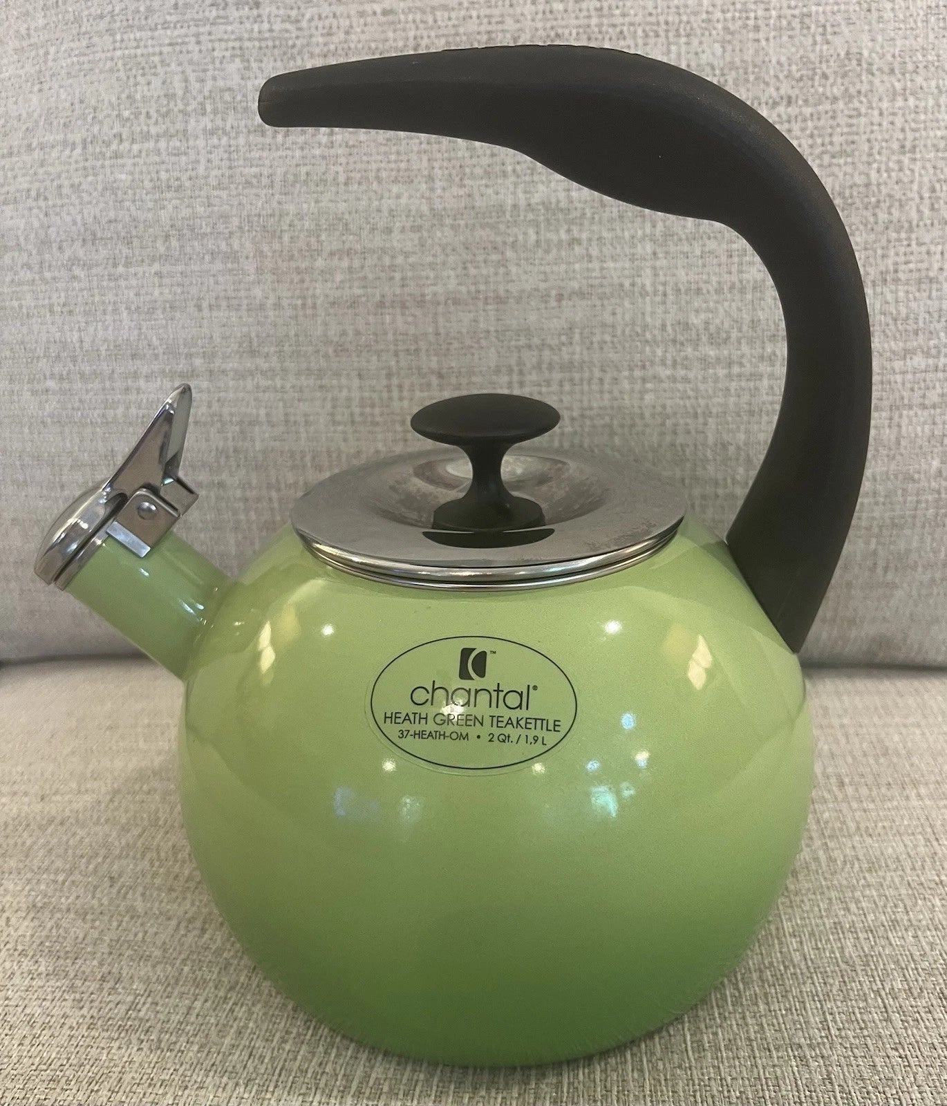 Chantal Heath 2 Qt Whistling Teakettle Apple Green Ombre Enamel Over Stainless