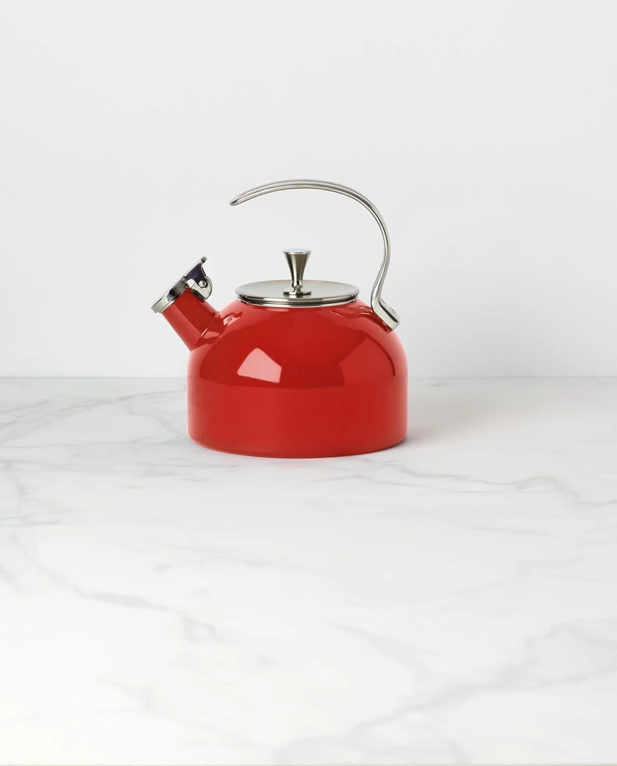 Kate Spade's 2.5 Quart Bright Red Enamel Tea Kettle - Fashion Meets Function