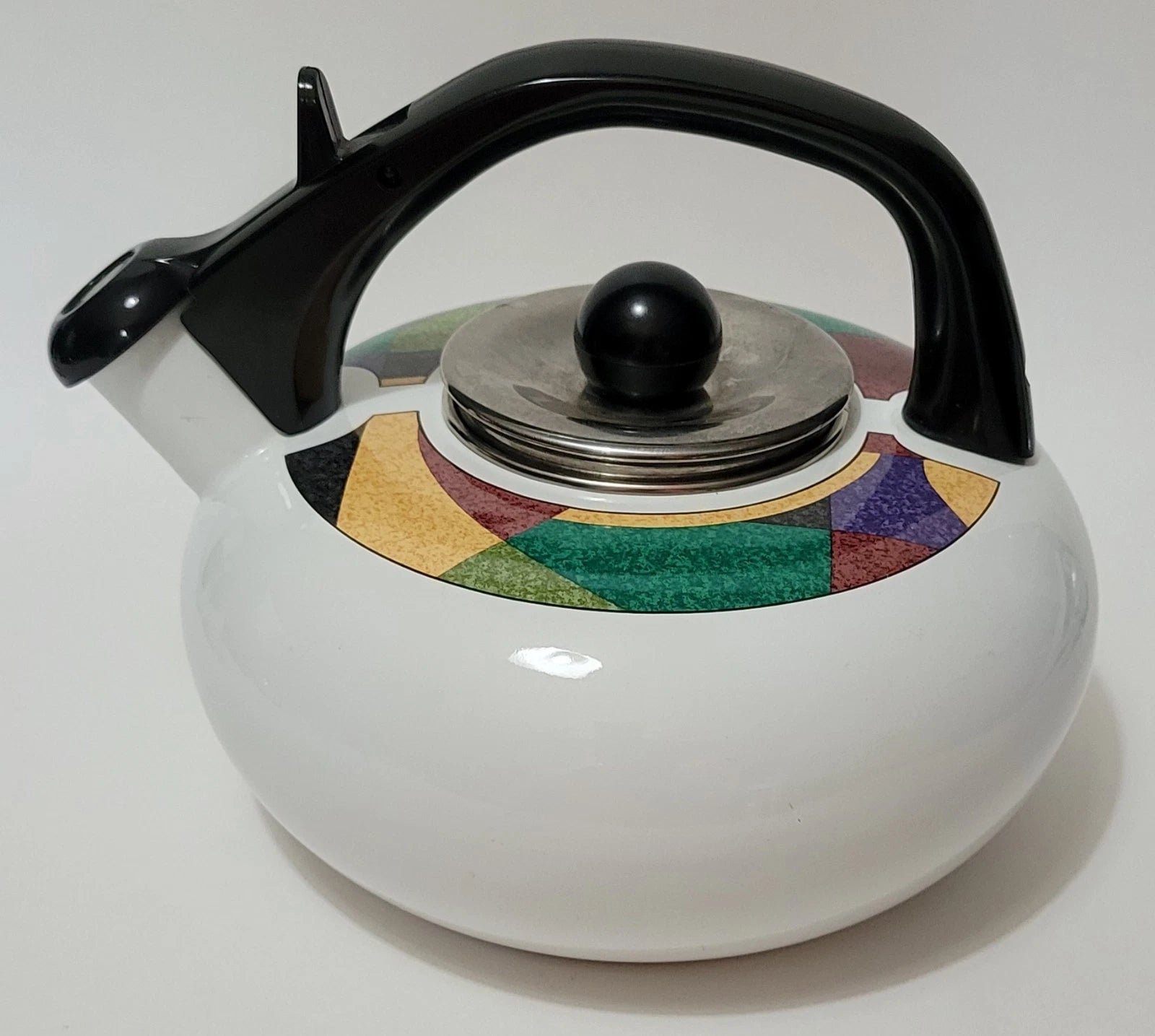 Studio Nova Impulse Enamel Whistling Tea Kettle (Boone Cuisine) AZ015