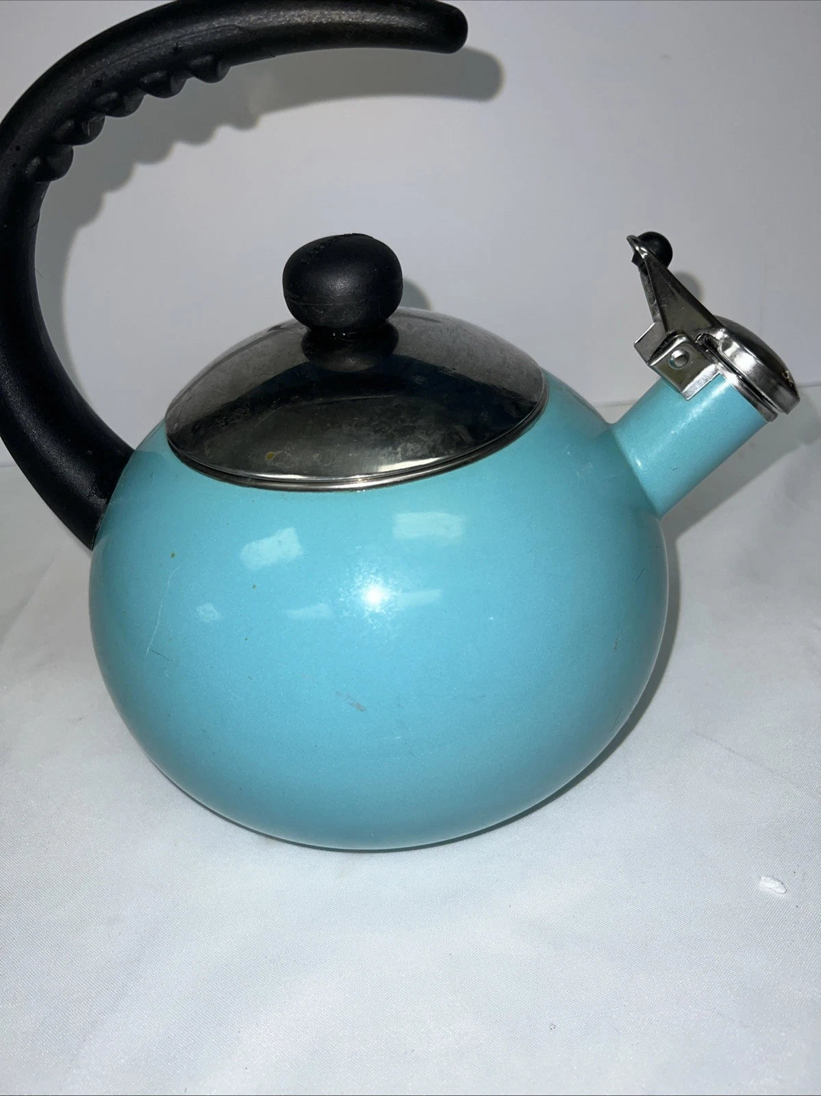 2 Qt Farberware Enamel Whistling Tea Kettle Half Handle