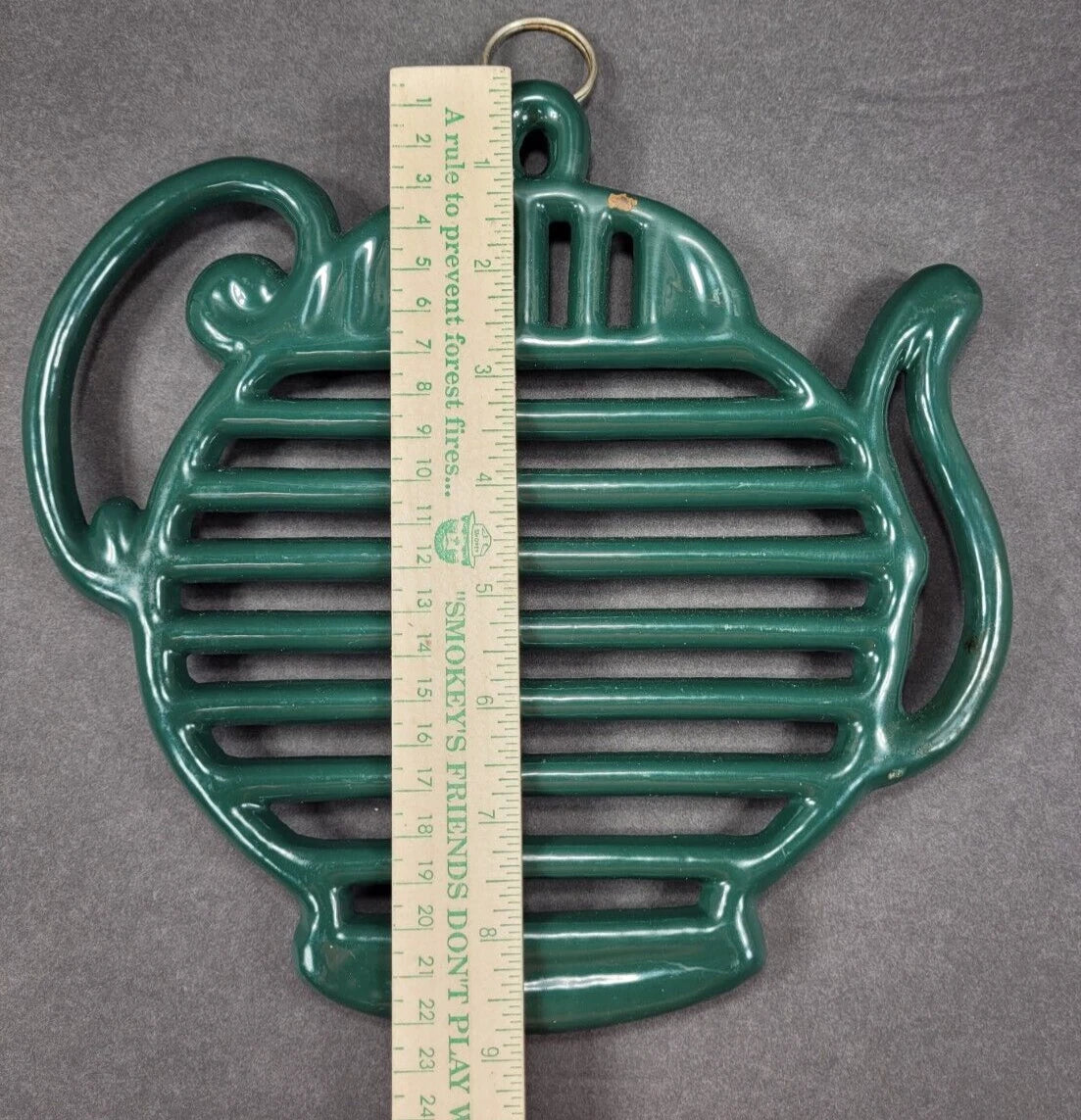 Green Enamel Tea Kettle Cast Metal Trivet Cottage VTG ODI Wall Decor Heavy Duty