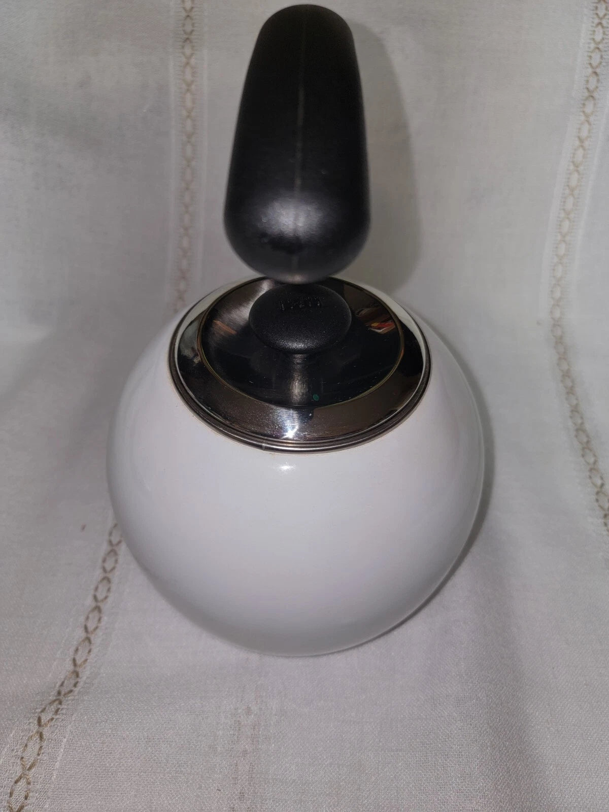 Vintage Copco Whistling Tea Kettle Cavalier White Enamel 2 Qt