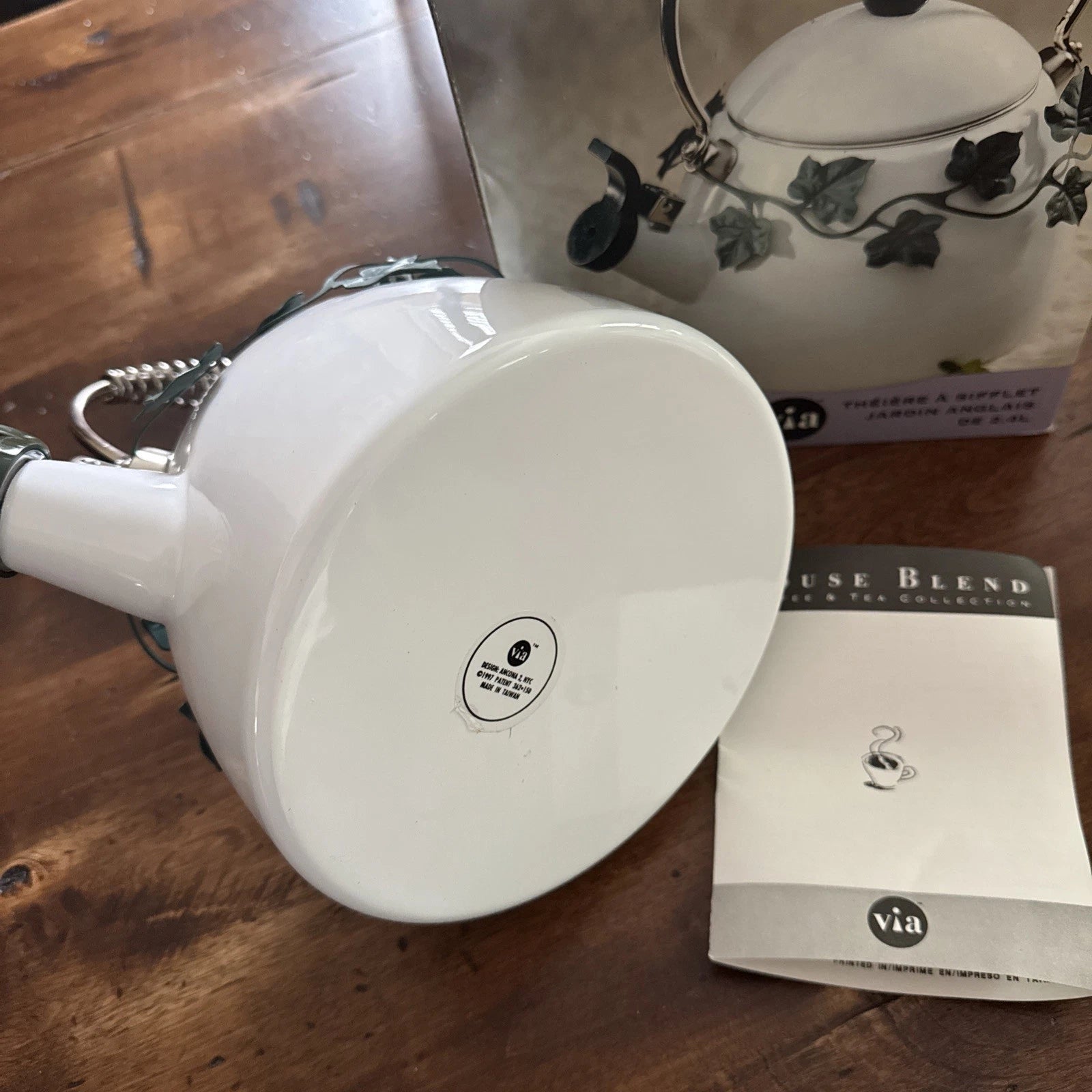 Irish Shamrock Whistling Tea Kettle Enamel Vintage -New Original Box