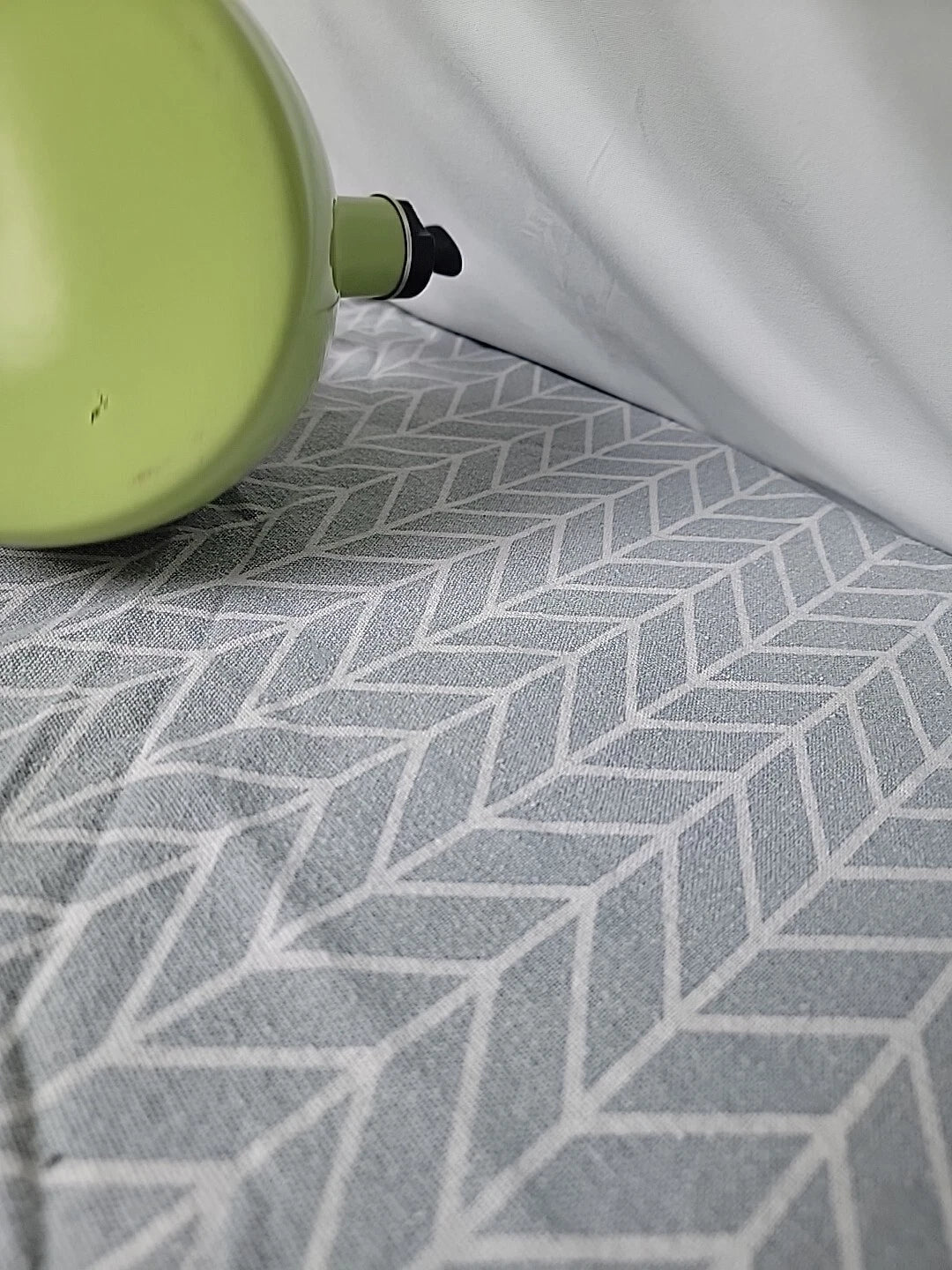 Copco Tea Kettle Avacodo Green 2 QT Whistling Stainless Steel Enamel Wilton