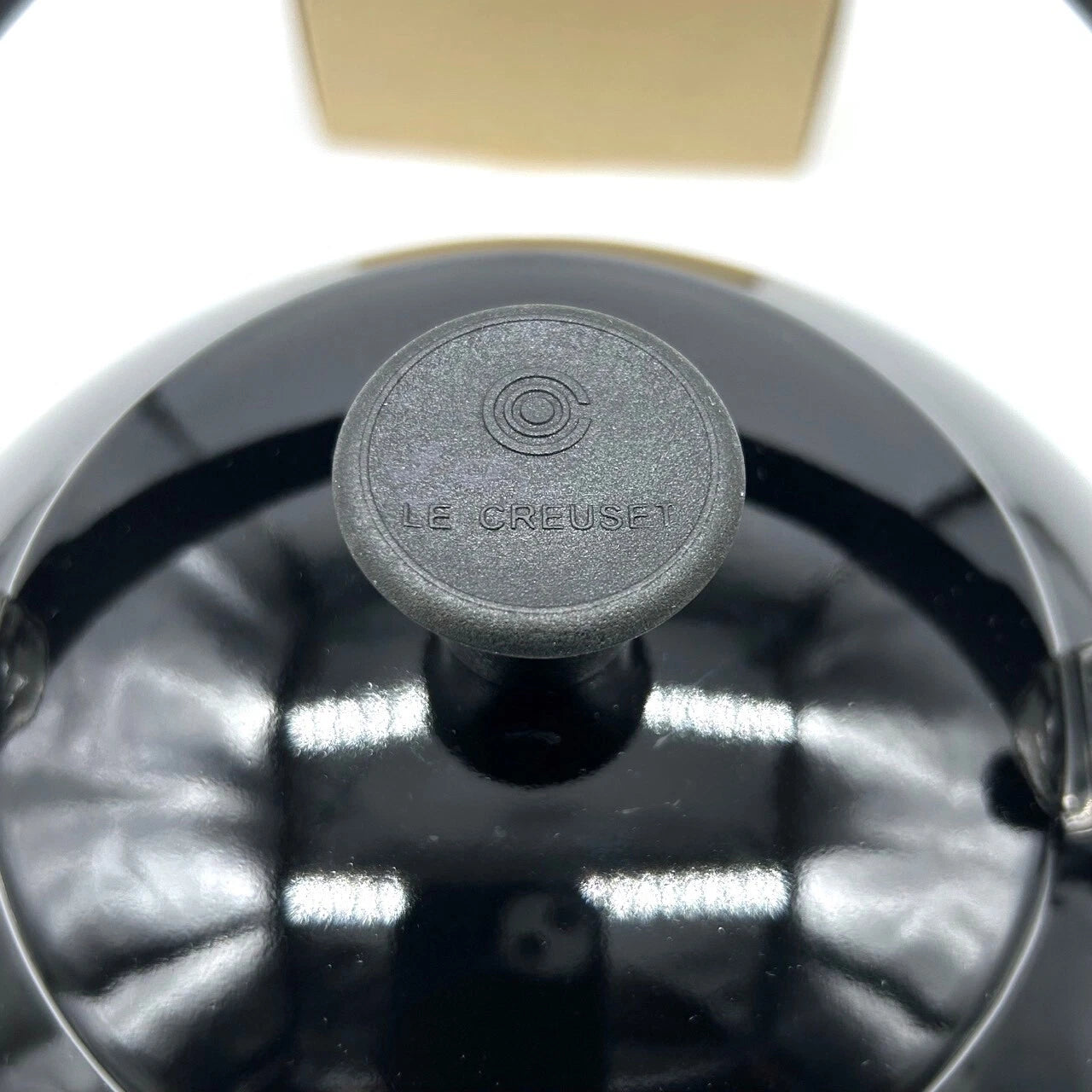 Le Creuset Zen Whistling Tea Kettle Black Enamel on Steel 1.5L/ 1.6 Qt