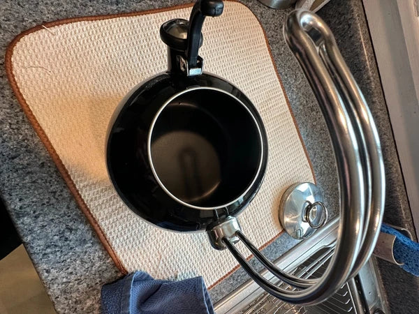 Enamel-on-Steel Classic Tea Kettle BLACK 1.5 Qt