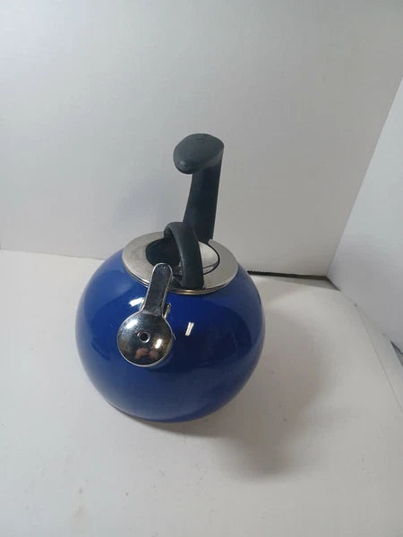 Chantal Enamel-On-Steel Anniversary Teakettle 2-Quart  Blue  Used