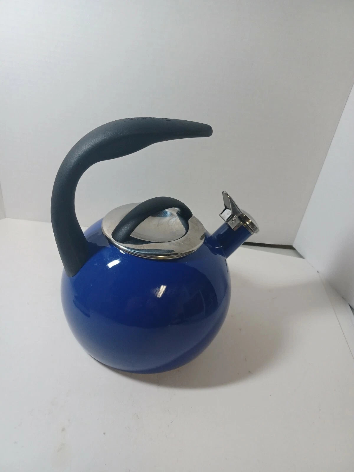 Chantal Enamel-On-Steel Anniversary Teakettle 2-Quart  Blue  Used