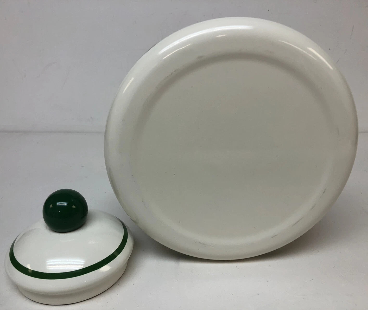 Spode Christmas Tree Tea Kettle - 2.5 Quart  Porcelain Enamel On Steel