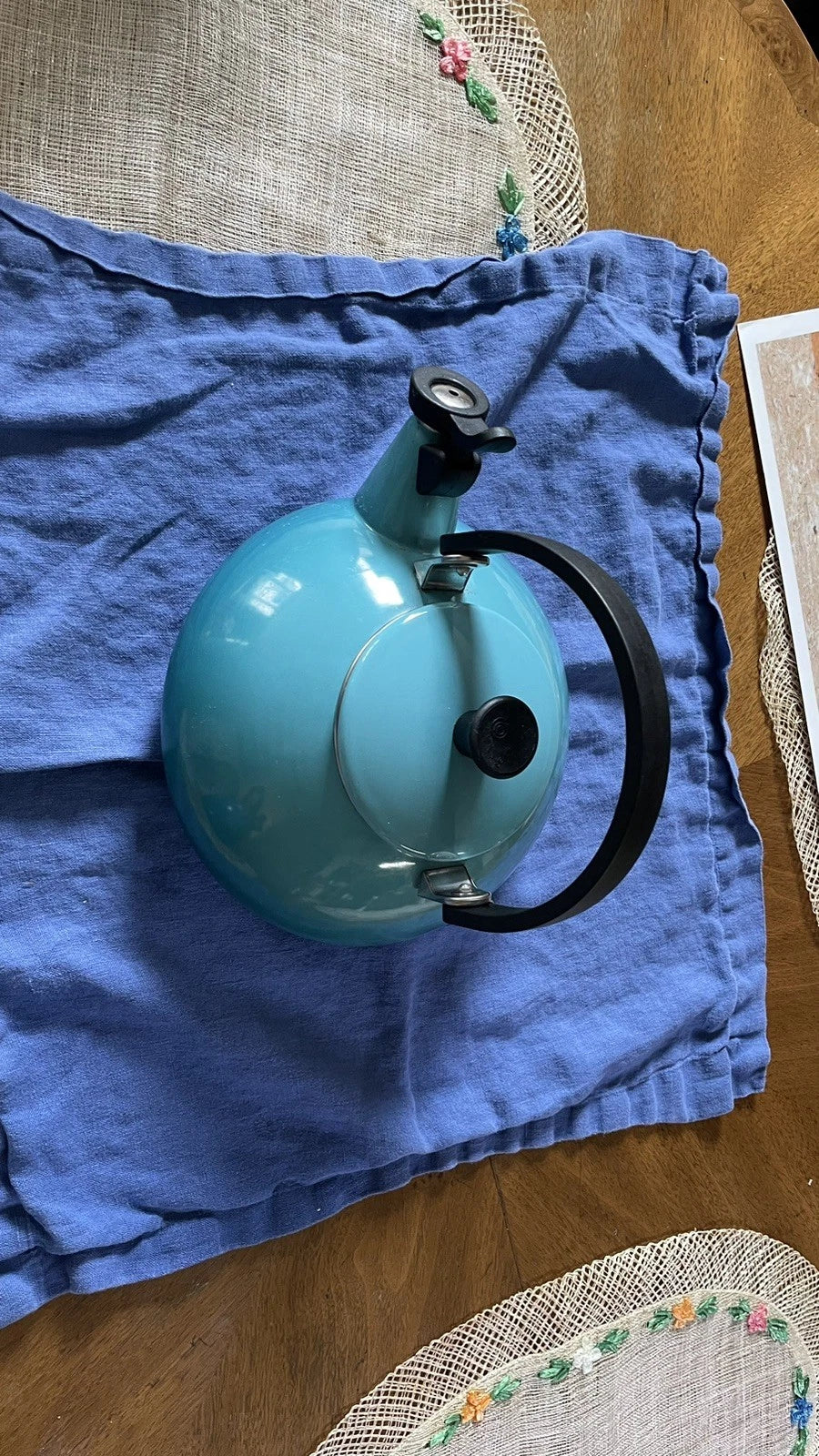 Le Creuset Light Blue ZEN Tea Kettle - 1.5 liter or 1.6 quart - Whistling