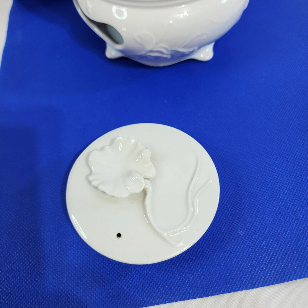 Laslo Mikasa Midori teapot with bamboo handle and tealight warming stand