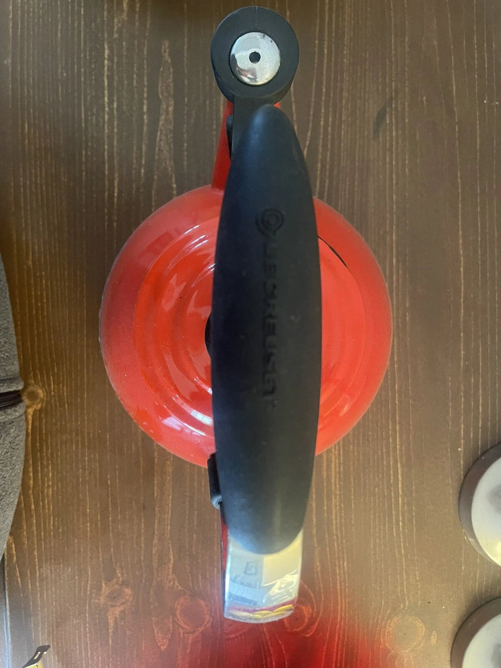 Le Creuset Carmin Red Halo Whistling Tea Kettle Enamel on Steel 1.5L 1.6 Qt