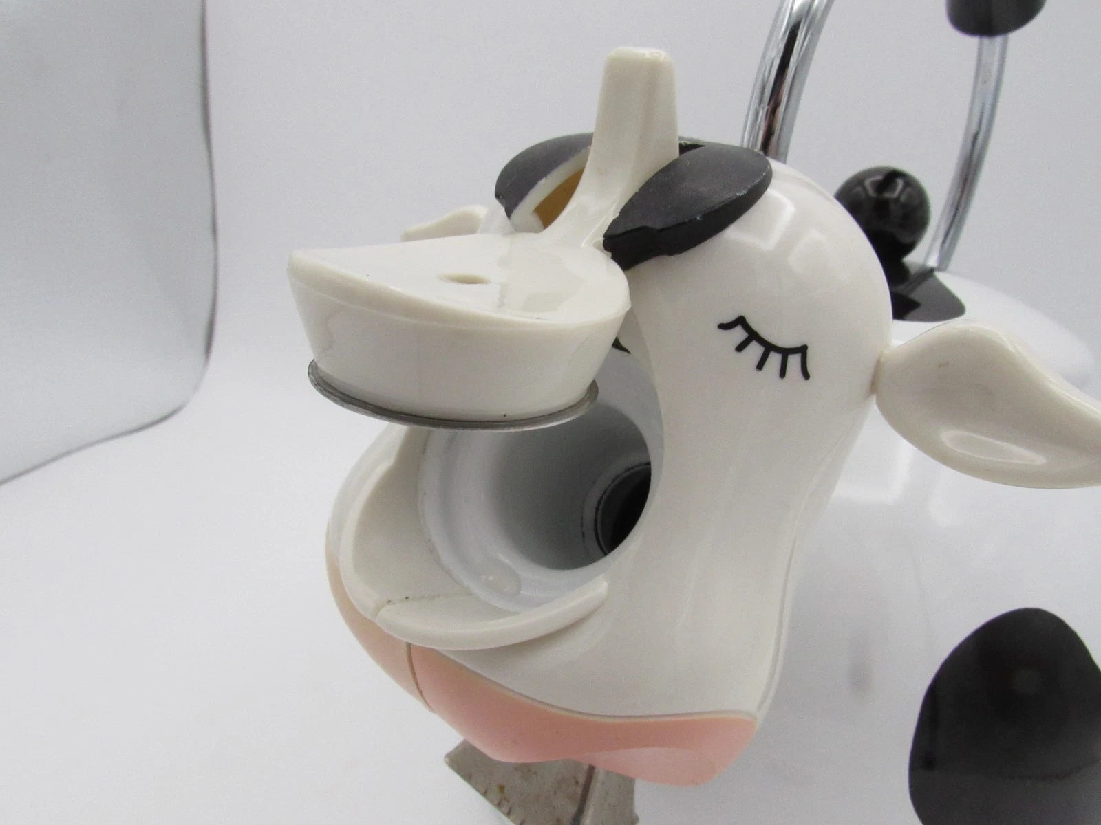 M Kamenstein Black White Cow Whistling Tea Kettle 2.5 qt from 1992