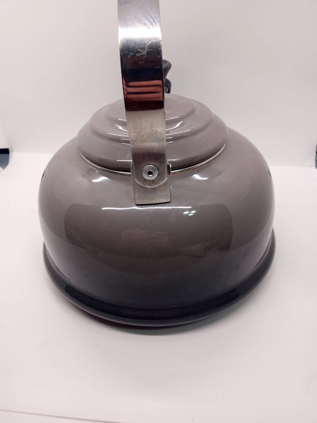 Le Creuset 1.6L 1.7 Qt Classic Whistling Kettle Grey Ombre EUC Enamel