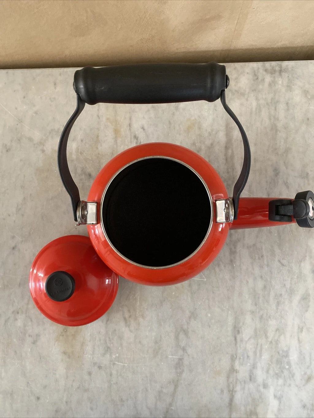 Le Creuset Whistling Tea Kettle 1.25 Quarts 1.1L Teapot Red Enamel