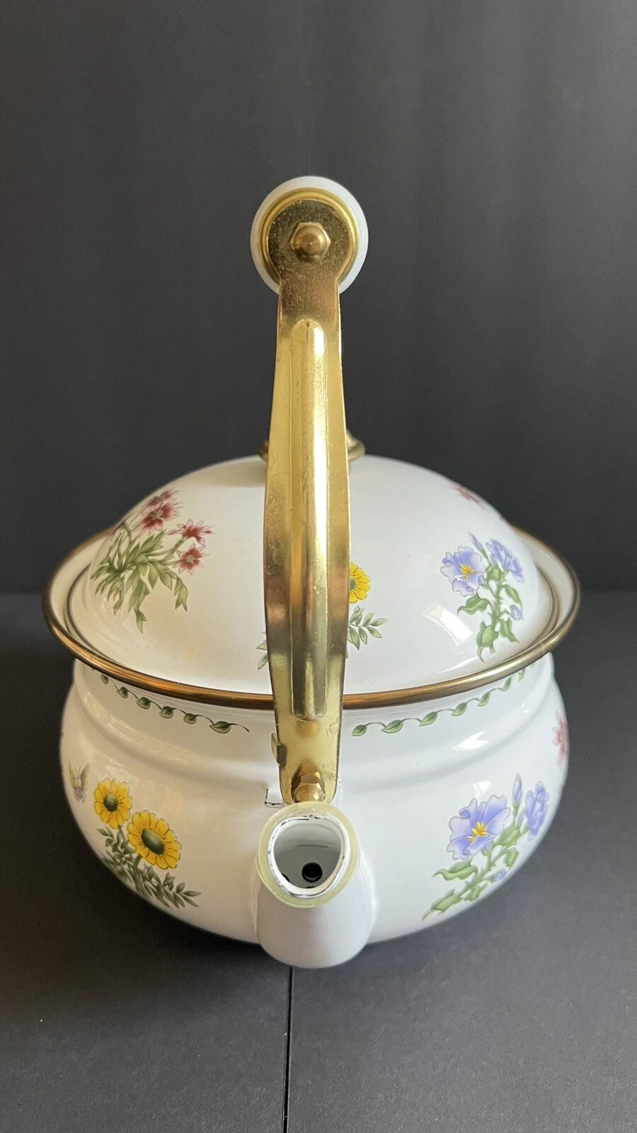 VINTAGE FLORAL TEA KETTLE ENAMEL Brass Handle