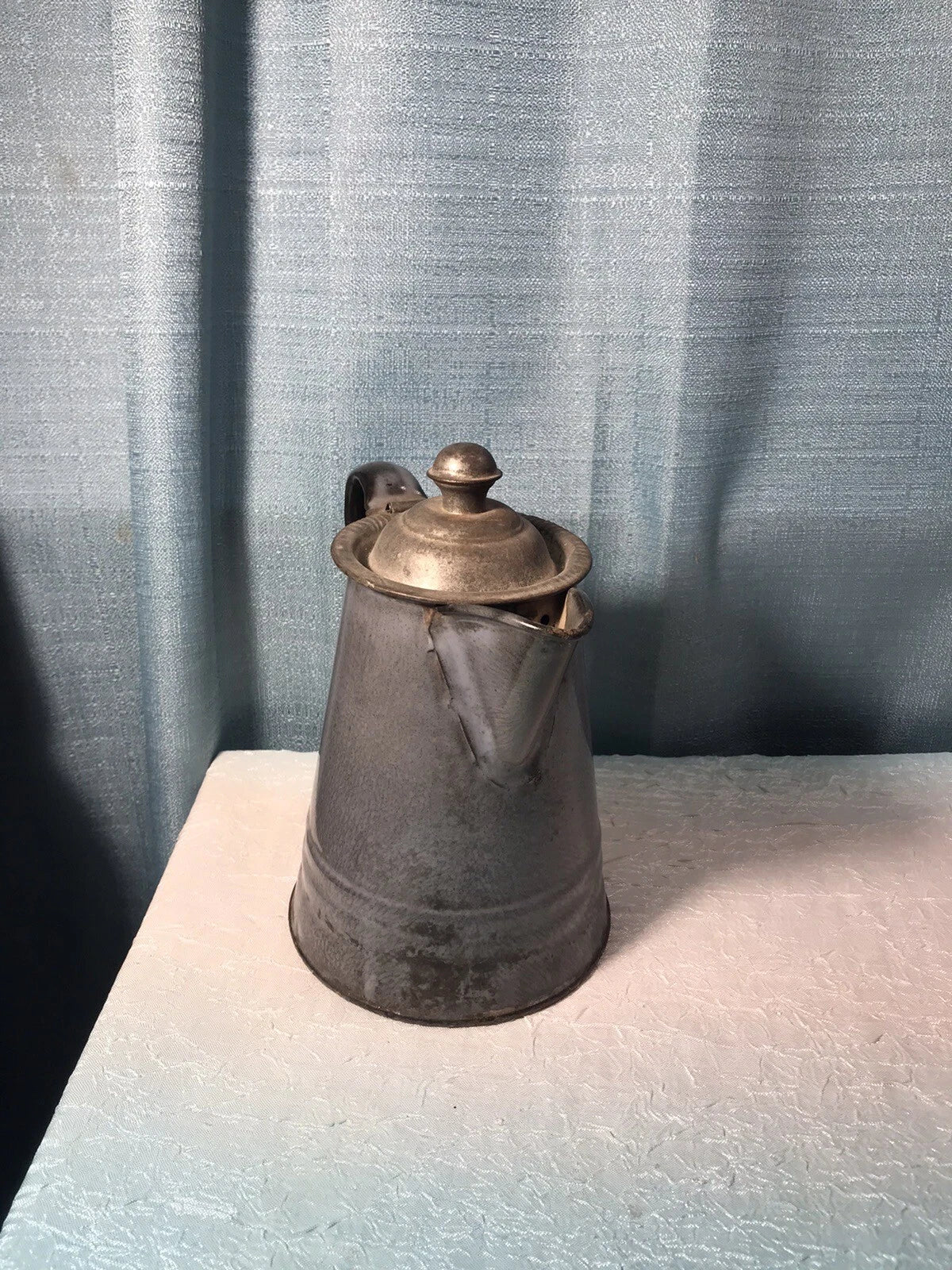 Early Gray Agate Ware Granite Enamel Coffee Tea Pot Cowboy Tin Lid Camping