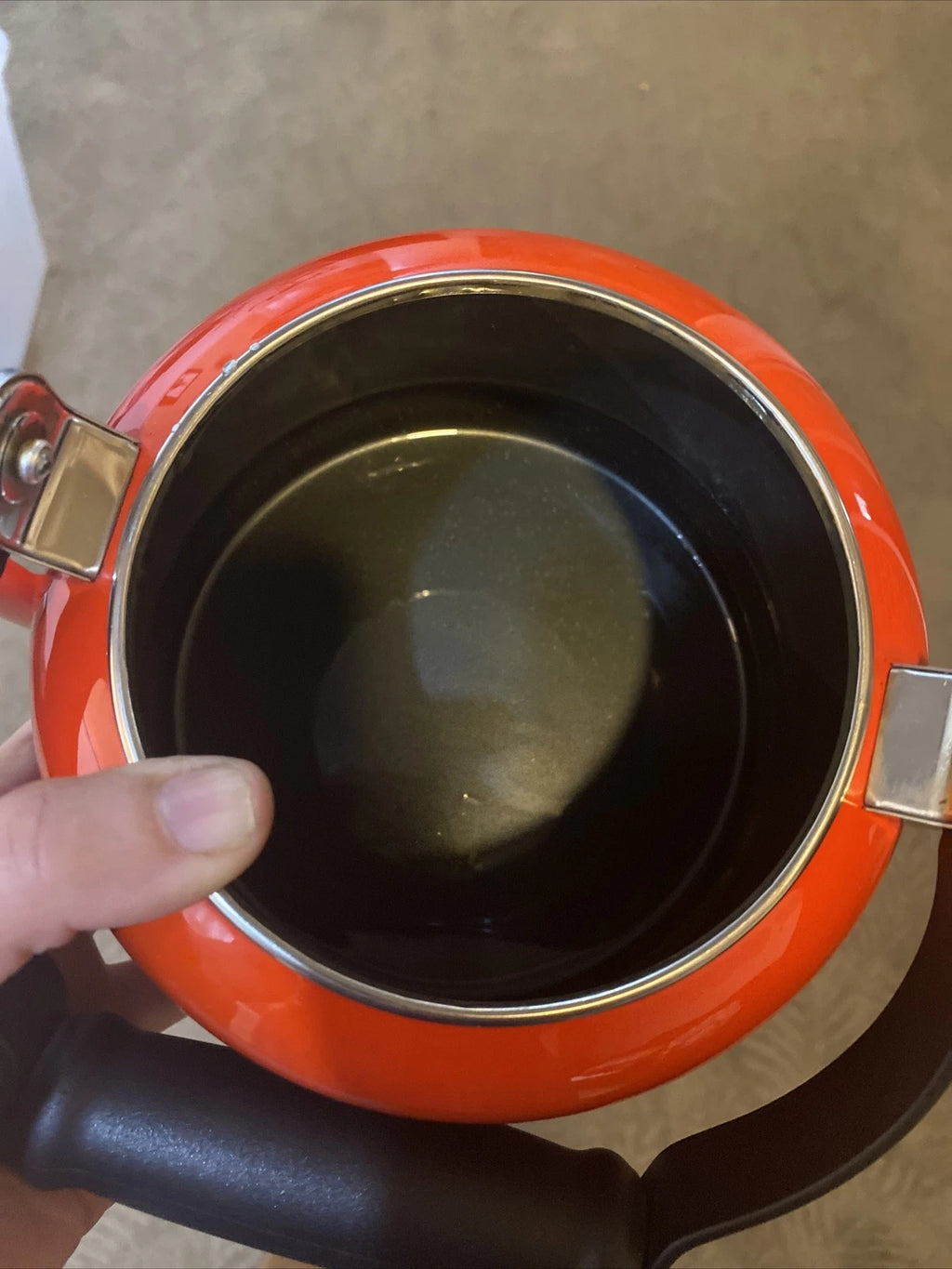 LE CREUSET Whistling Tea Kettle 1.25 Quart  Cerise Red Enamel Teapot