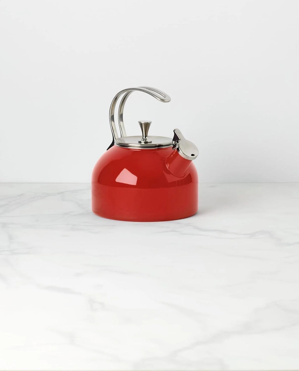 Kate Spade's 2.5 Quart Bright Red Enamel Tea Kettle - Fashion Meets Function