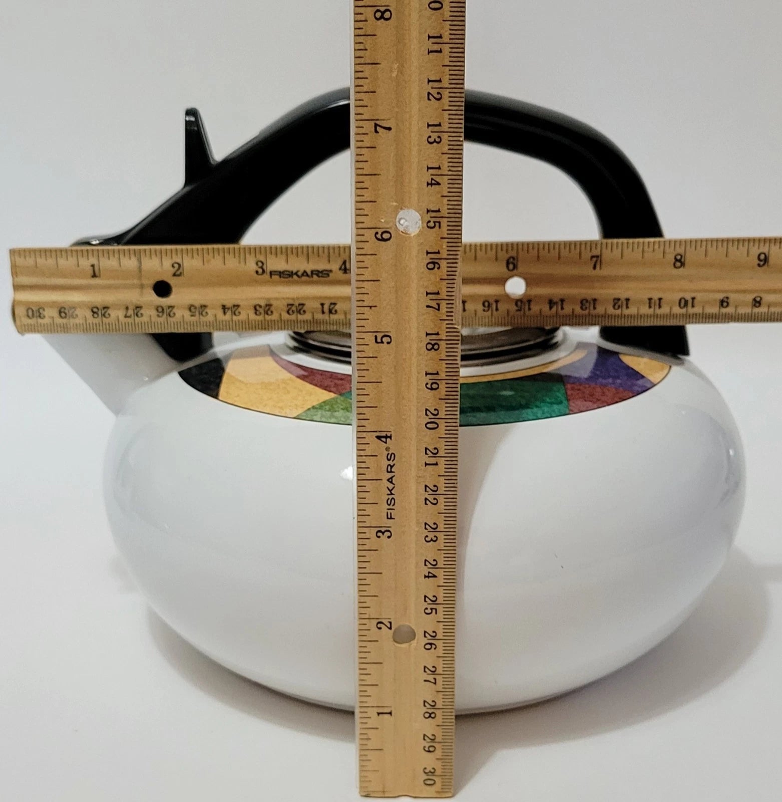 Studio Nova Impulse Enamel Whistling Tea Kettle (Boone Cuisine) AZ015