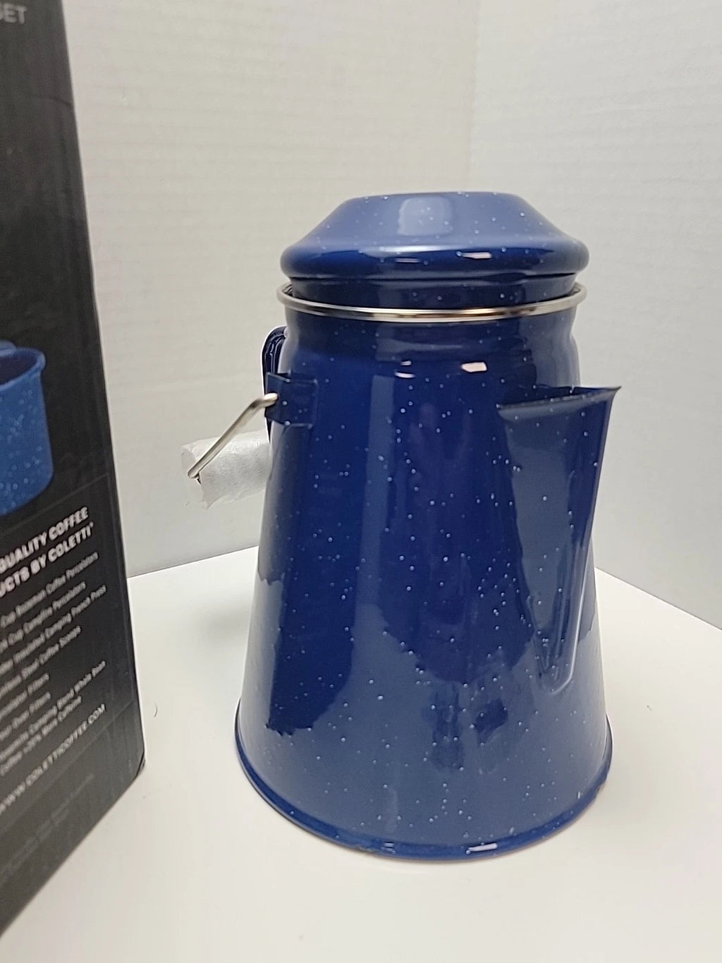 COLETTI Classic Camping Coffee Pot & Enamel Mug Set  Percolator Blue Glass Broke