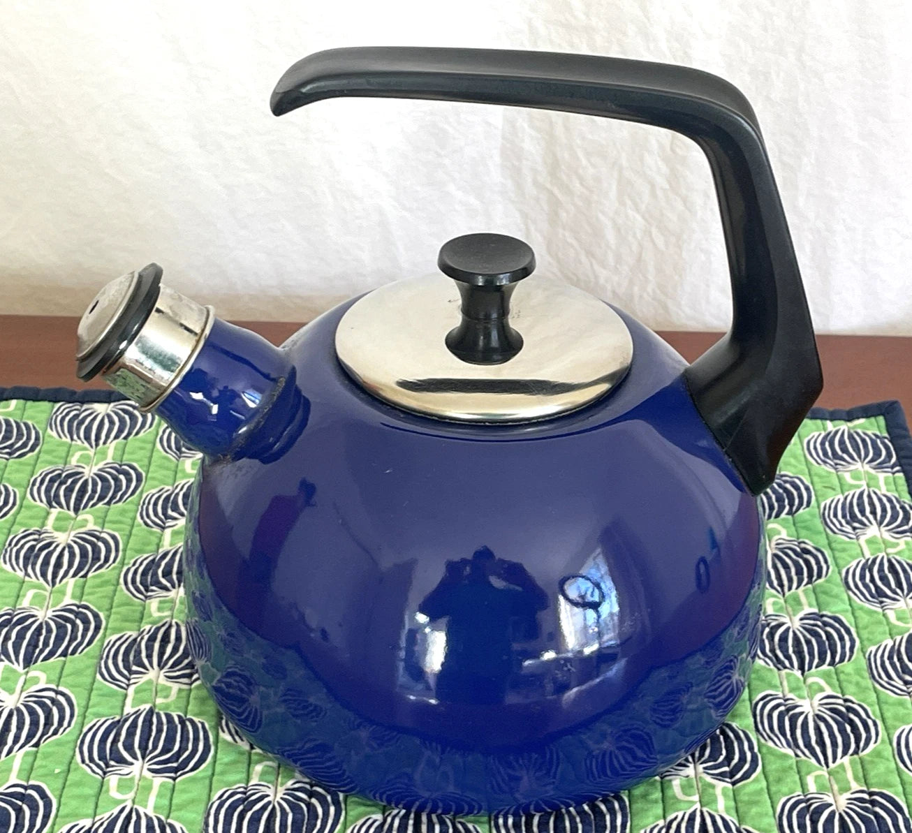 ONEIDA Tea Kettle Aegean Sea Blue Porcelain Steel Spain Loud Whistling Nice