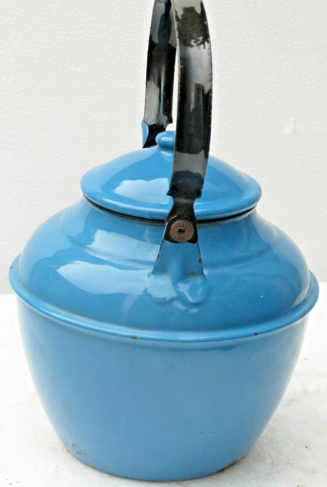 VINTAGE Enamelware tea Kettle sky Blue Color inside white enamel