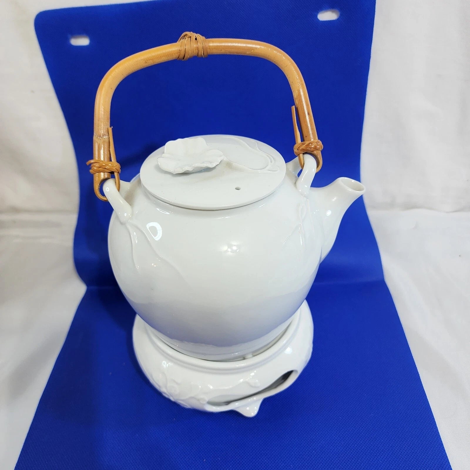 Laslo Mikasa Midori teapot with bamboo handle and tealight warming stand