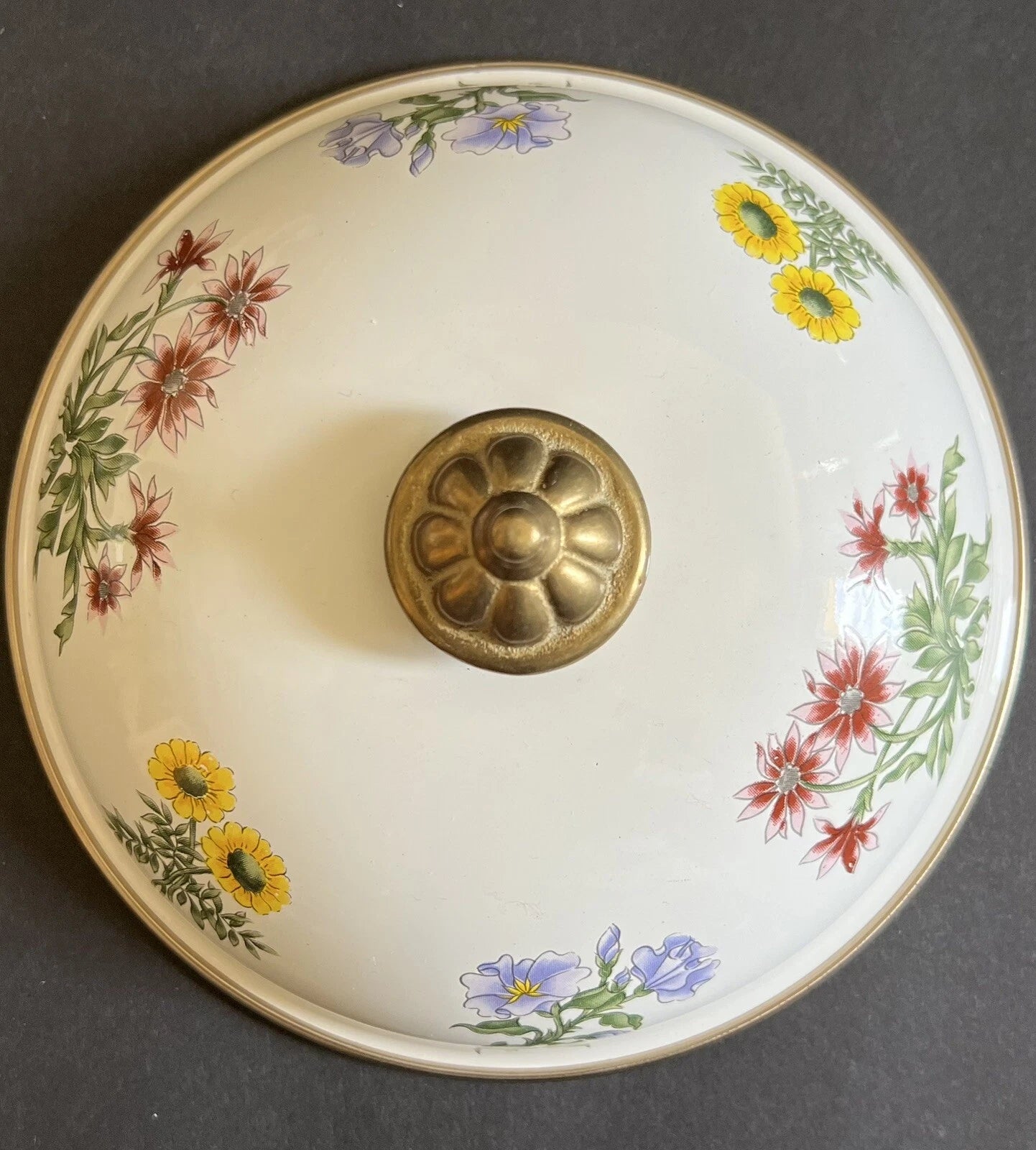 VINTAGE FLORAL TEA KETTLE ENAMEL Brass Handle