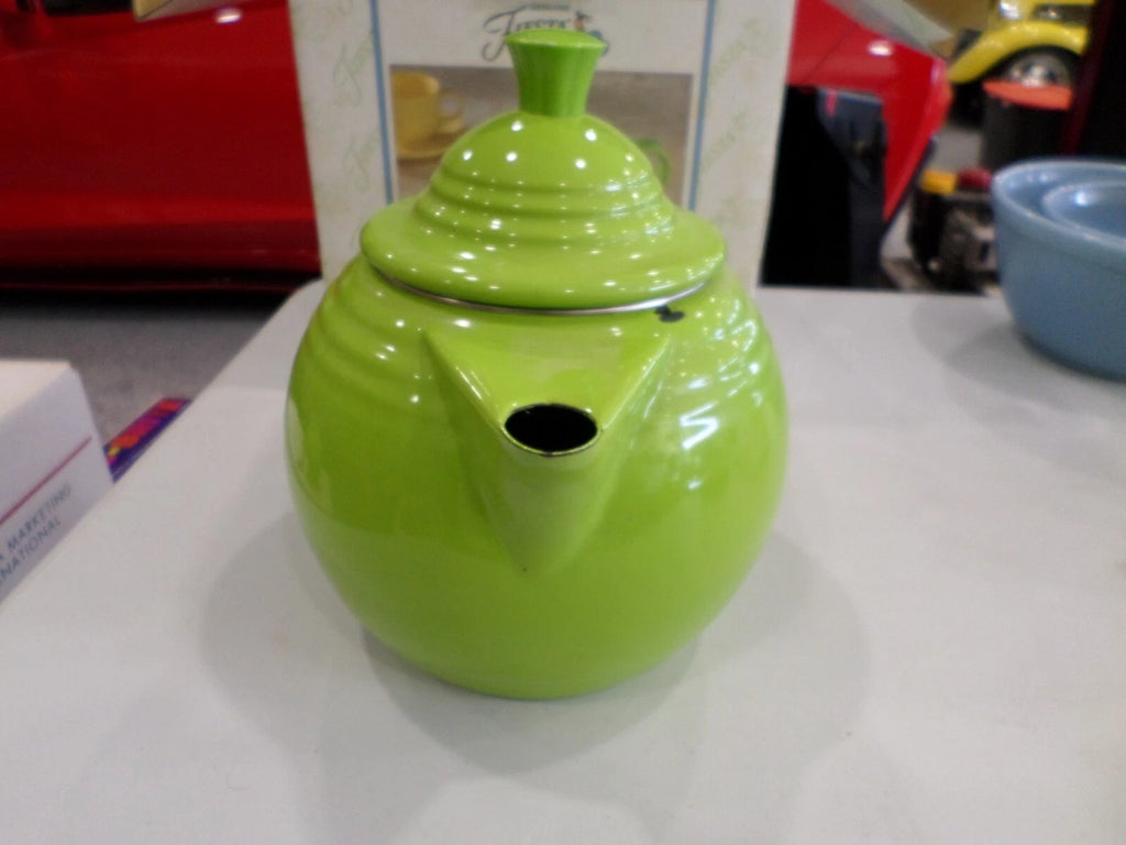 New in Box Fiesta Enamelware Tea Kettle Chartreuse  by Copco Homer Laughlin