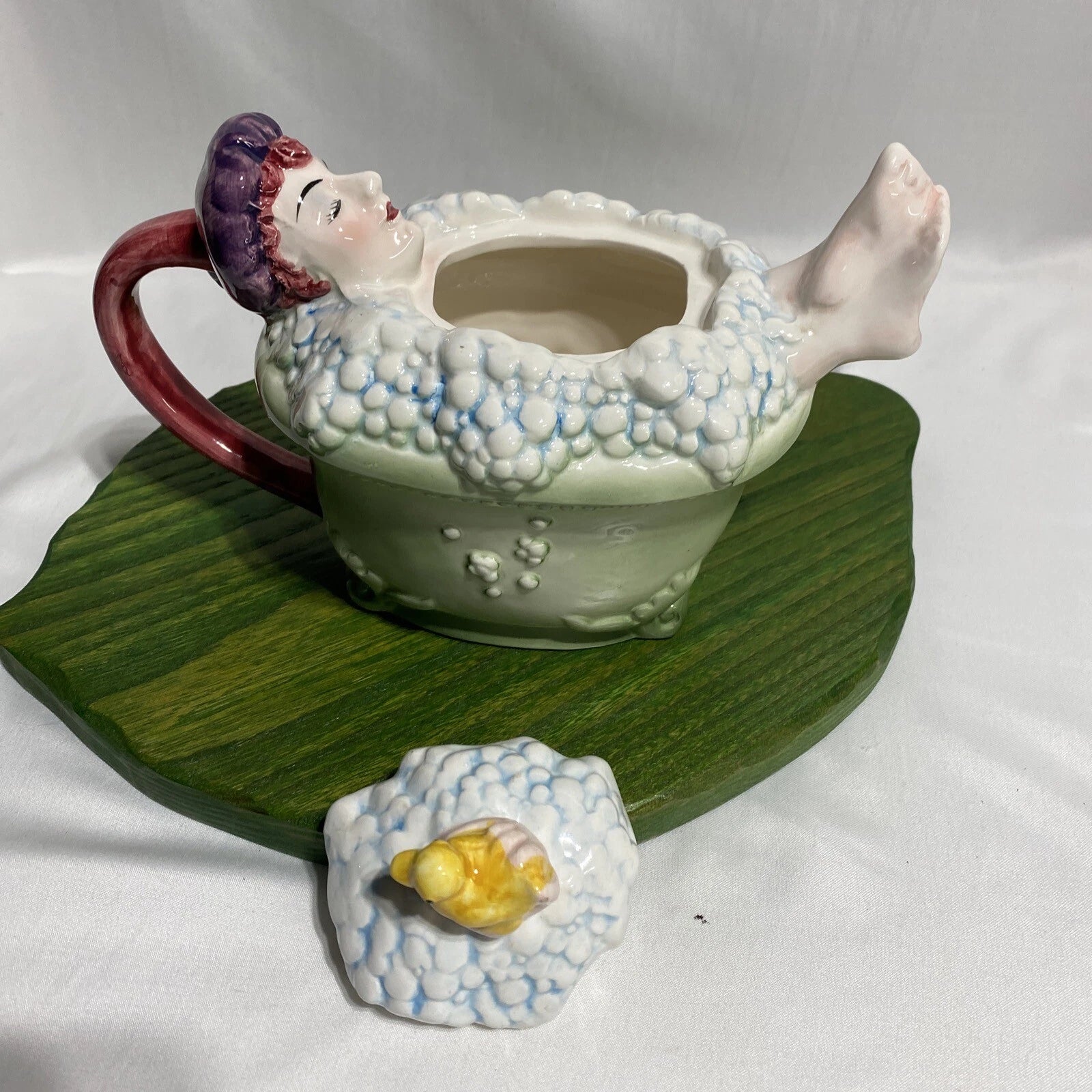 Vintage 1988 Dept 56 Tea Time No. 6 " Bubbles " Collectible Bather w Duck Teapot