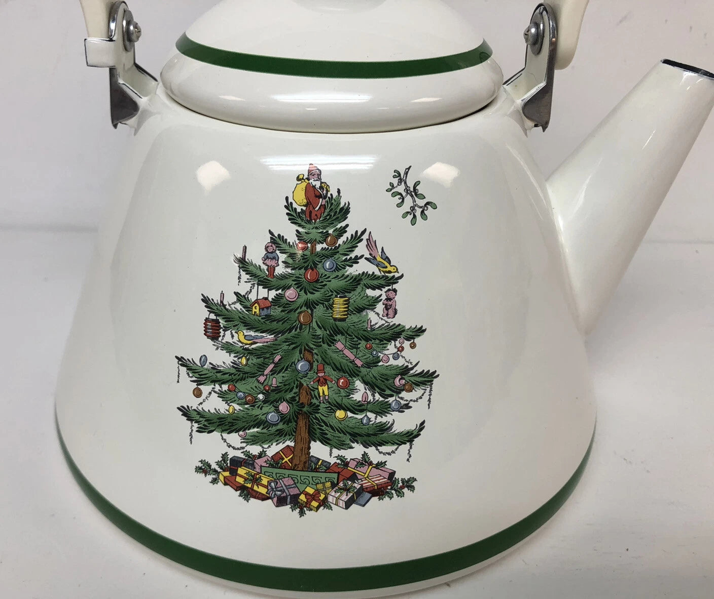 Spode Christmas Tree Tea Kettle - 2.5 Quart  Porcelain Enamel On Steel