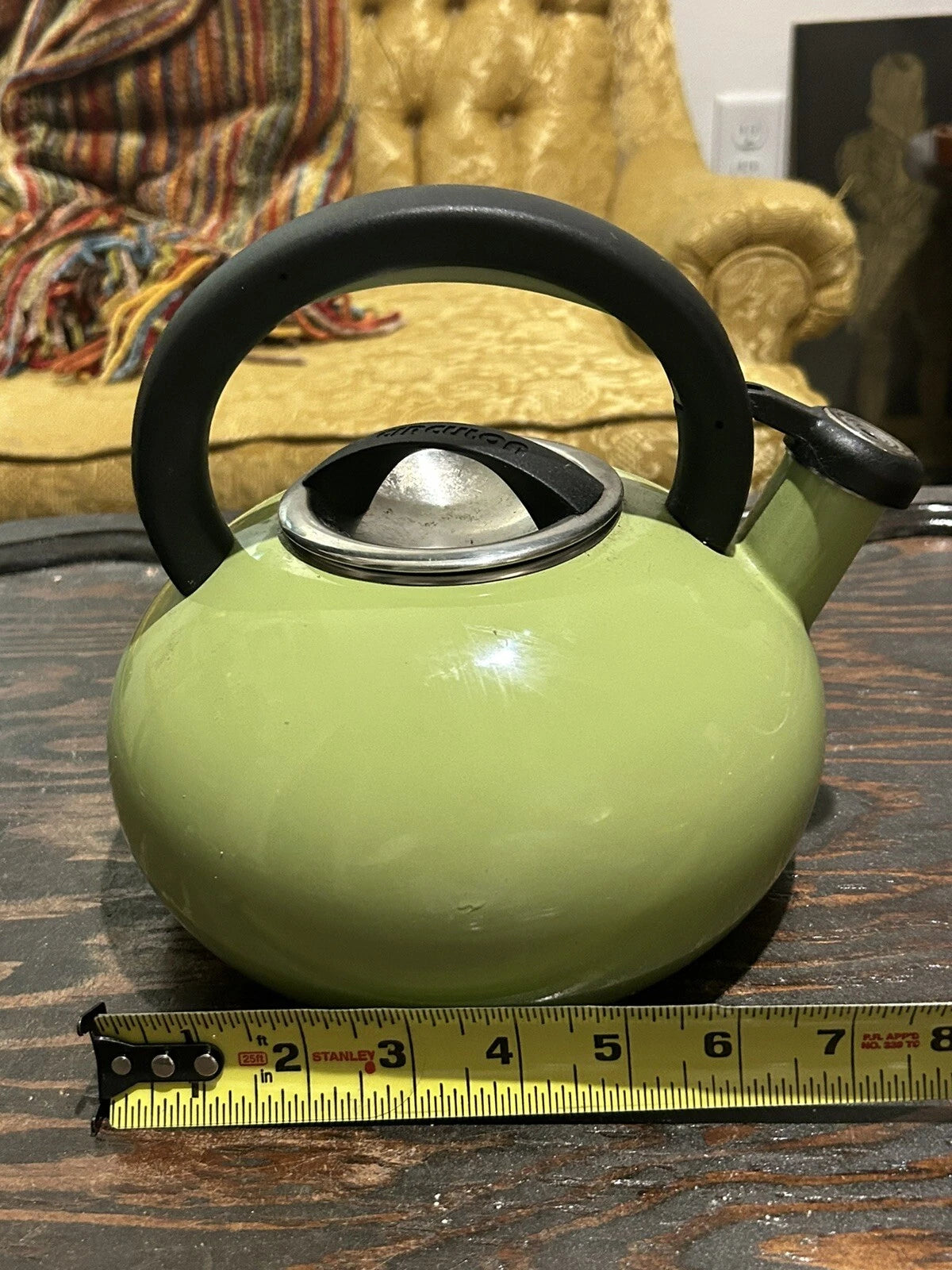 Circulon 2 Quart Stovetop Whistling Tea Kettle  Green Enamel