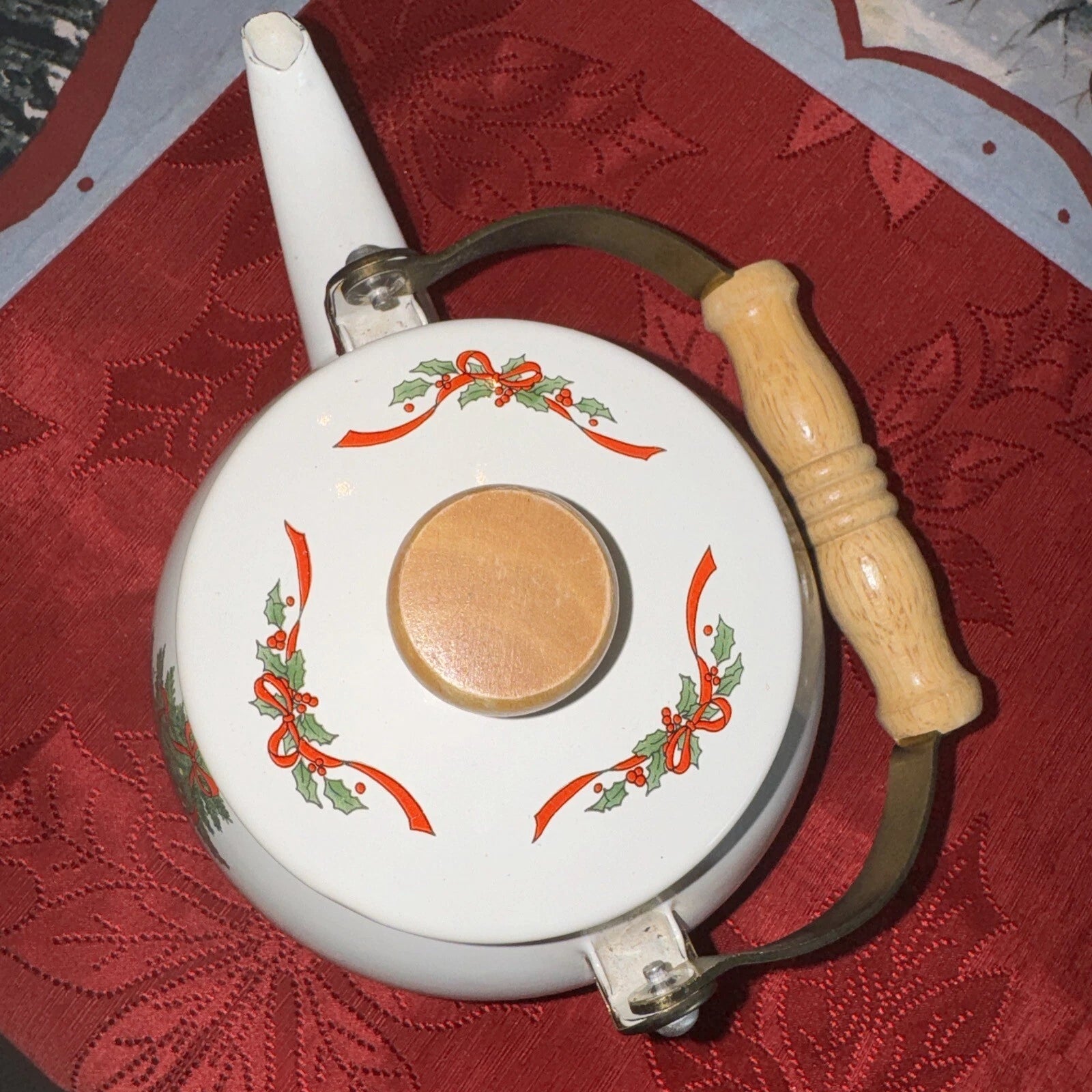 Christmas Tea Pot Vtg Enamel Wood Handle Christmas Tree Holiday Decor Kettle