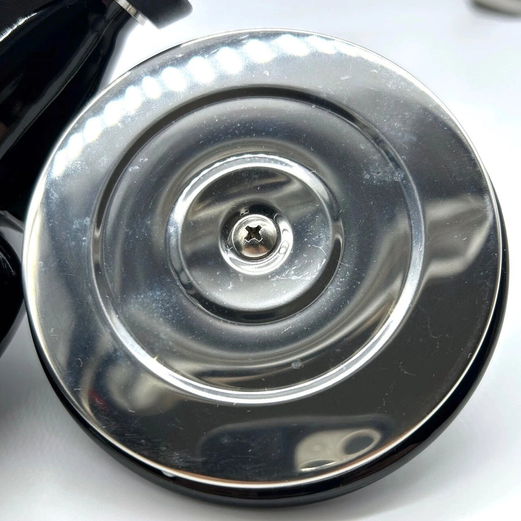 Le Creuset Zen Whistling Tea Kettle Black Enamel on Steel 1.5L/ 1.6 Qt