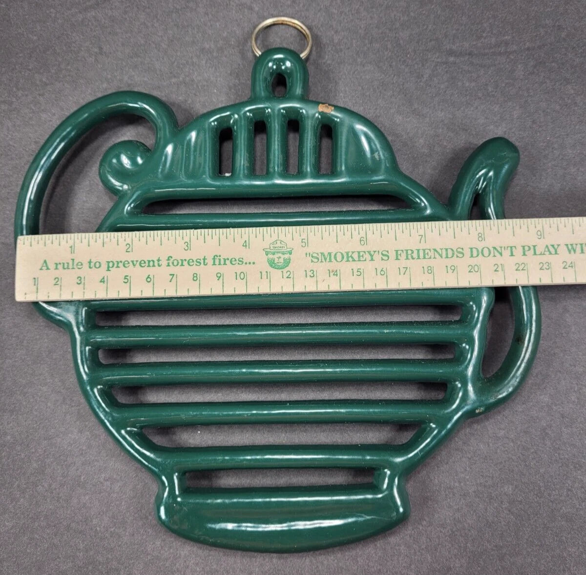 Green Enamel Tea Kettle Cast Metal Trivet Cottage VTG ODI Wall Decor Heavy Duty