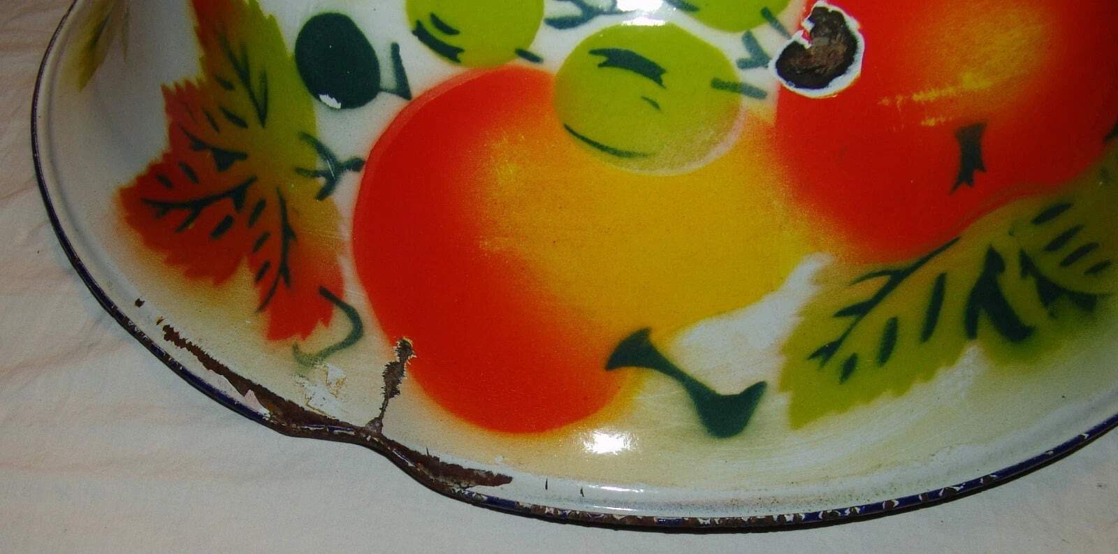 Lot Large Vtg Enamelware Serving Platter Plate Bowl Fruit Tea Pot Teapot Decor