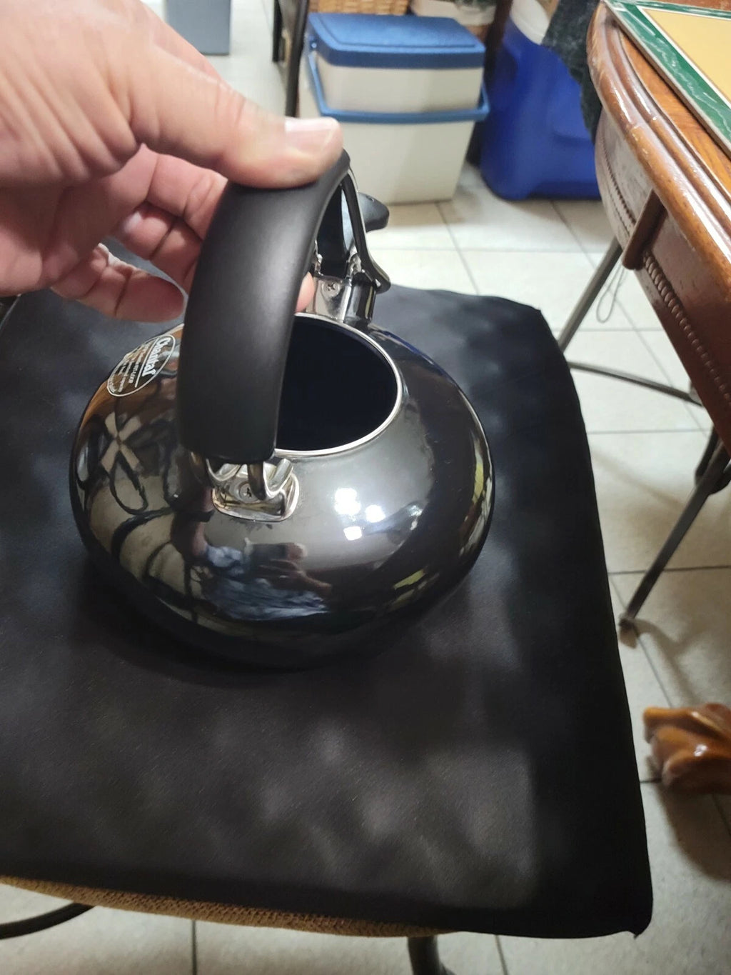 Chantal Classic Tea Kettle 37 Loop Whistling Black Enamel on Steel 1.8 quart