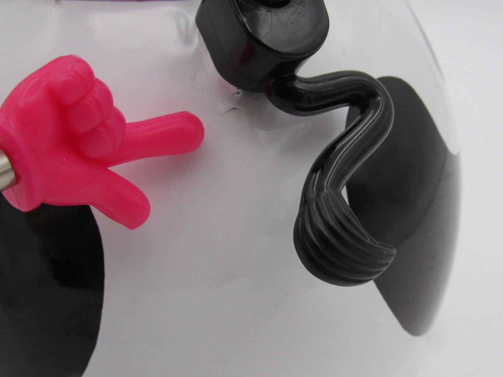 M Kamenstein Black White Cow Whistling Tea Kettle 2.5 qt from 1992