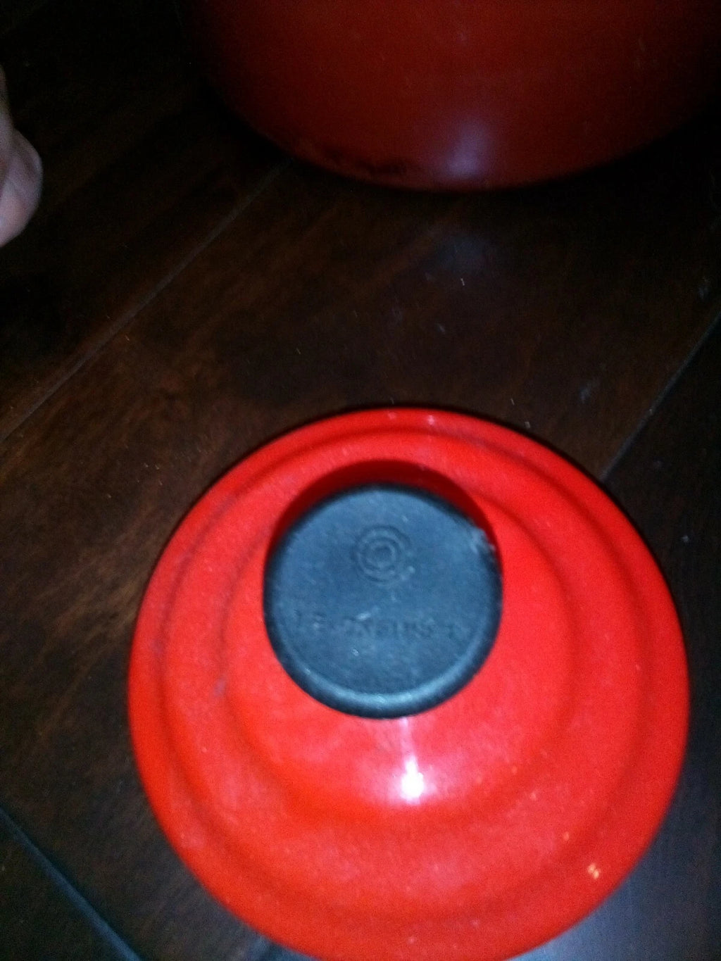 LE CREUSET Tea Kettle 1.7 Quart / 1.6 Litre Red Enamel Teapot