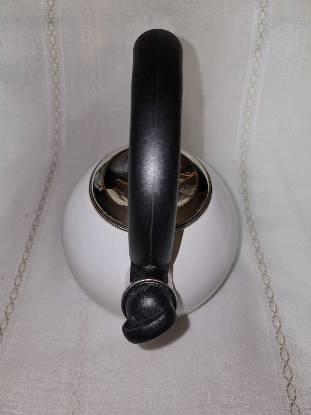 Vintage Copco Whistling Tea Kettle Cavalier White Enamel 2 Qt