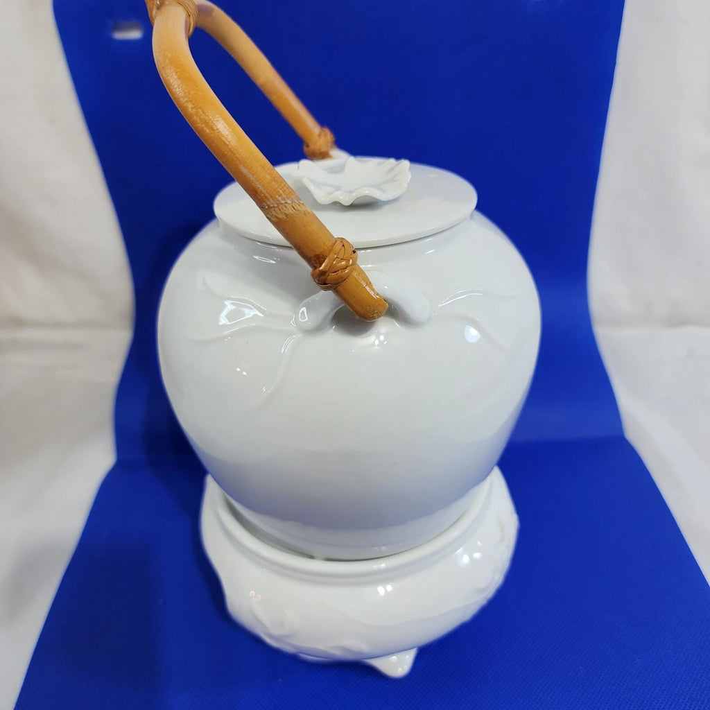Laslo Mikasa Midori teapot with bamboo handle and tealight warming stand