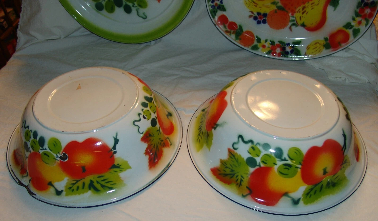 Lot Large Vtg Enamelware Serving Platter Plate Bowl Fruit Tea Pot Teapot Decor