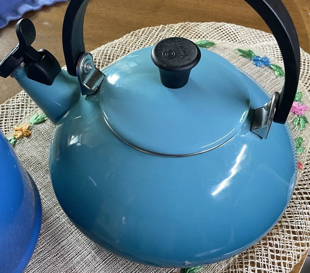 Le Creuset Light Blue ZEN Tea Kettle - 1.5 liter or 1.6 quart - Whistling