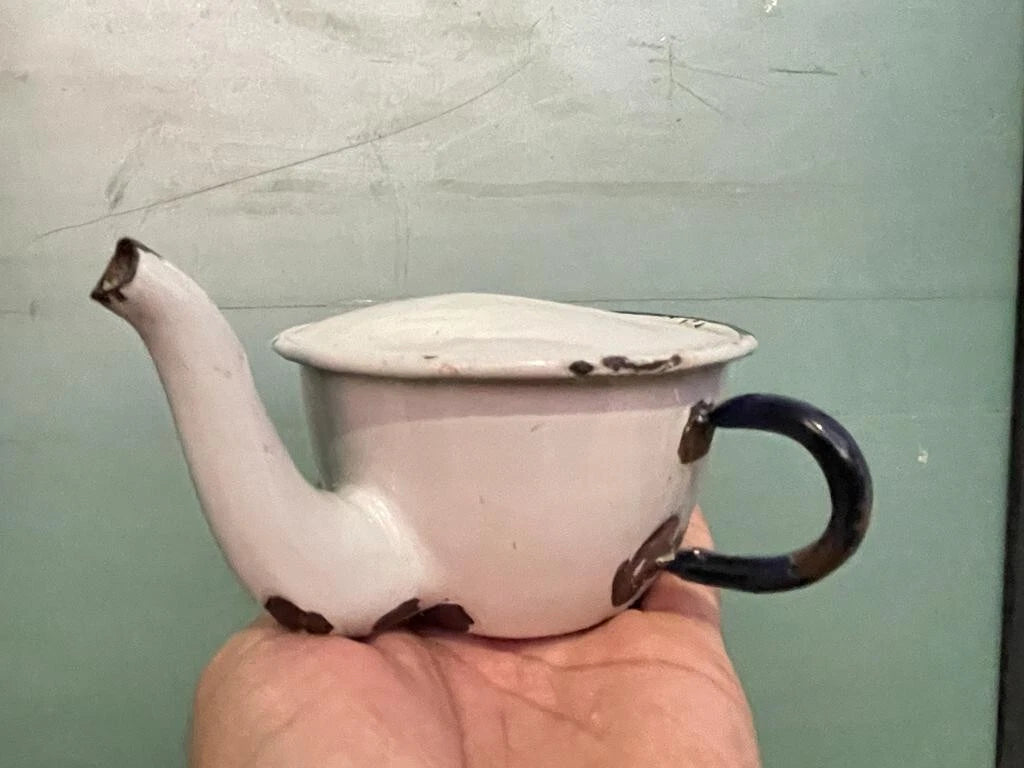 OLD VINTAGE RARE UNIQUE BENGAL ENAMEL HOSPITAL FEEDING POT / CUP KETTLE