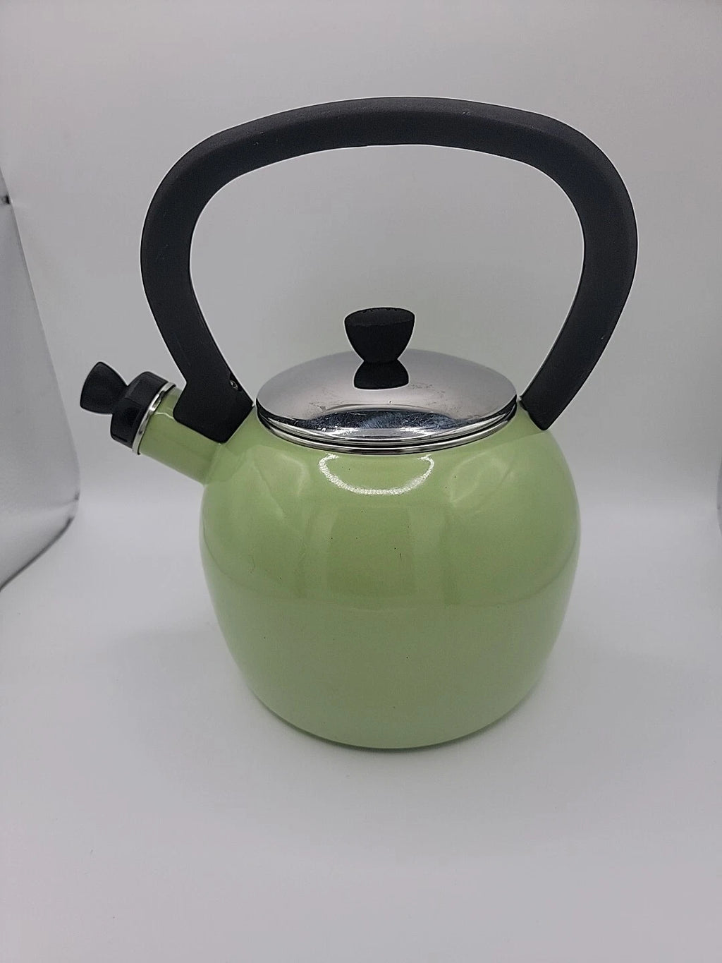 Copco Tea Kettle Avacodo Green 2 QT Whistling Stainless Steel Enamel Wilton