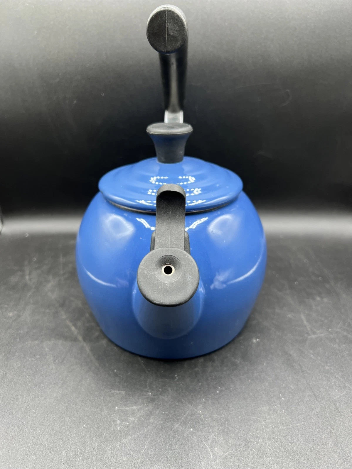 Le Creuset Classic Whistling Kettle 1.25 Qt Blue Enamel Steel Made Thailand