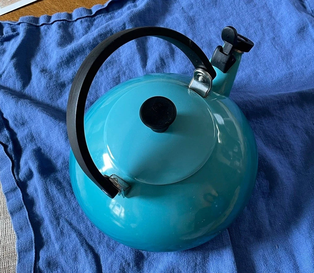 Le Creuset Light Blue ZEN Tea Kettle - 1.5 liter or 1.6 quart - Whistling